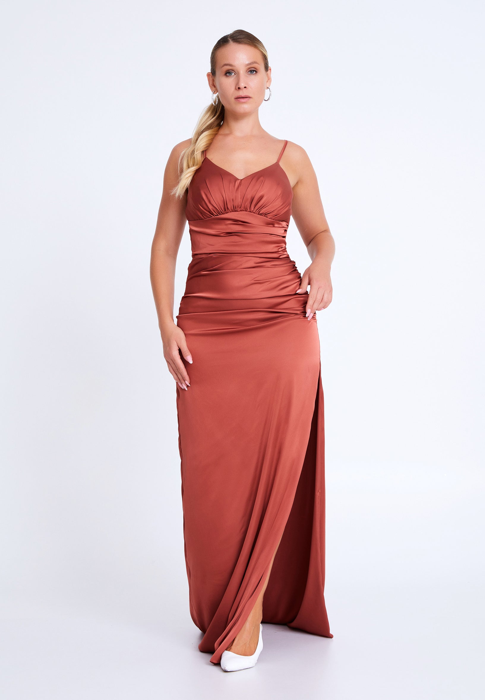Plus Size White Halter Appliques Mermaid Evening Gowns JTE085