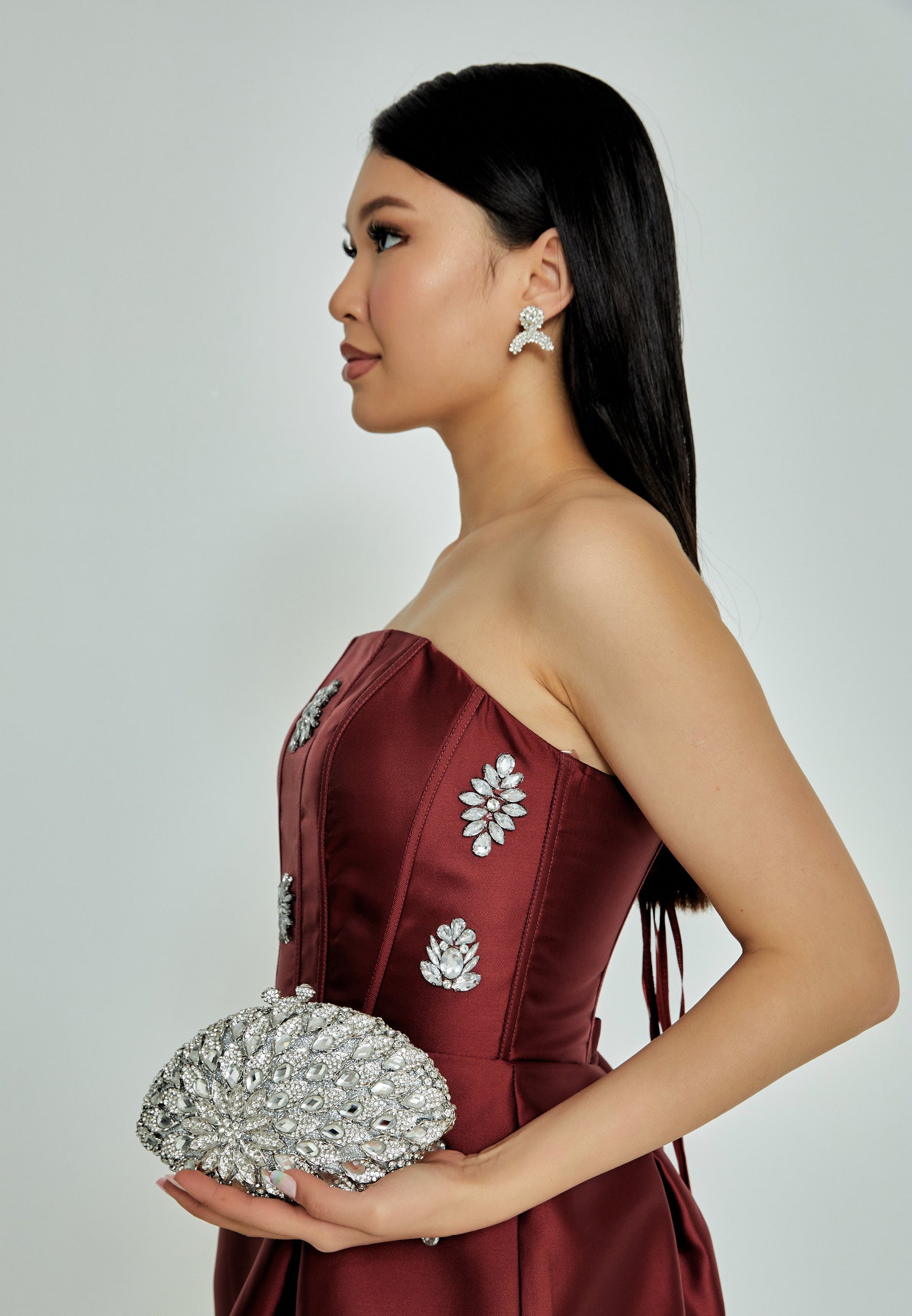 clutch for burgundy dress Jacqdund on LTK