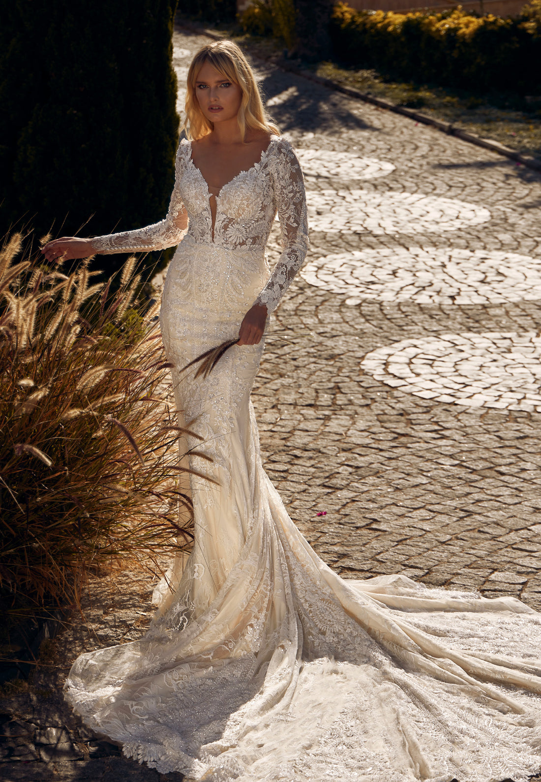 Long Sleeve Maxi Lace Regular Wedding Dress jmrj368