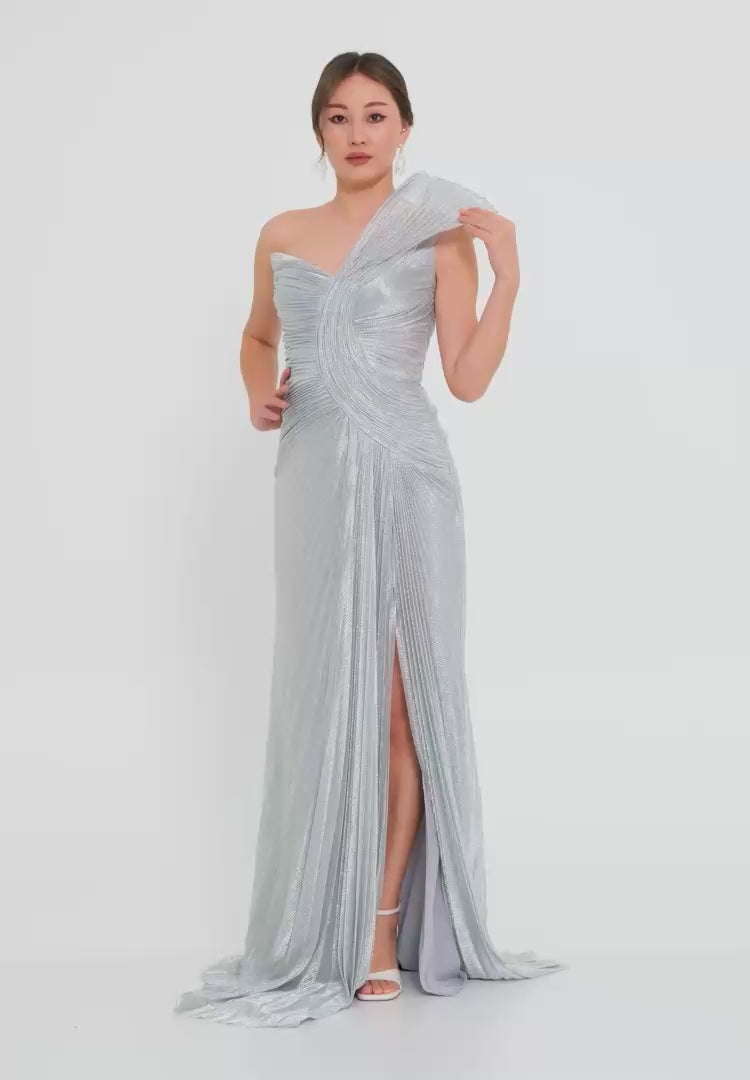 Product video uploaded on 2025-11-23